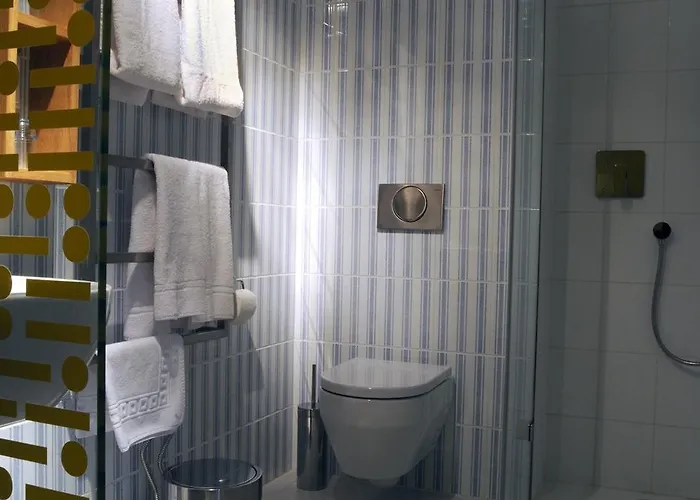 Hotel Kokorin Ξενοδοχείο 4*